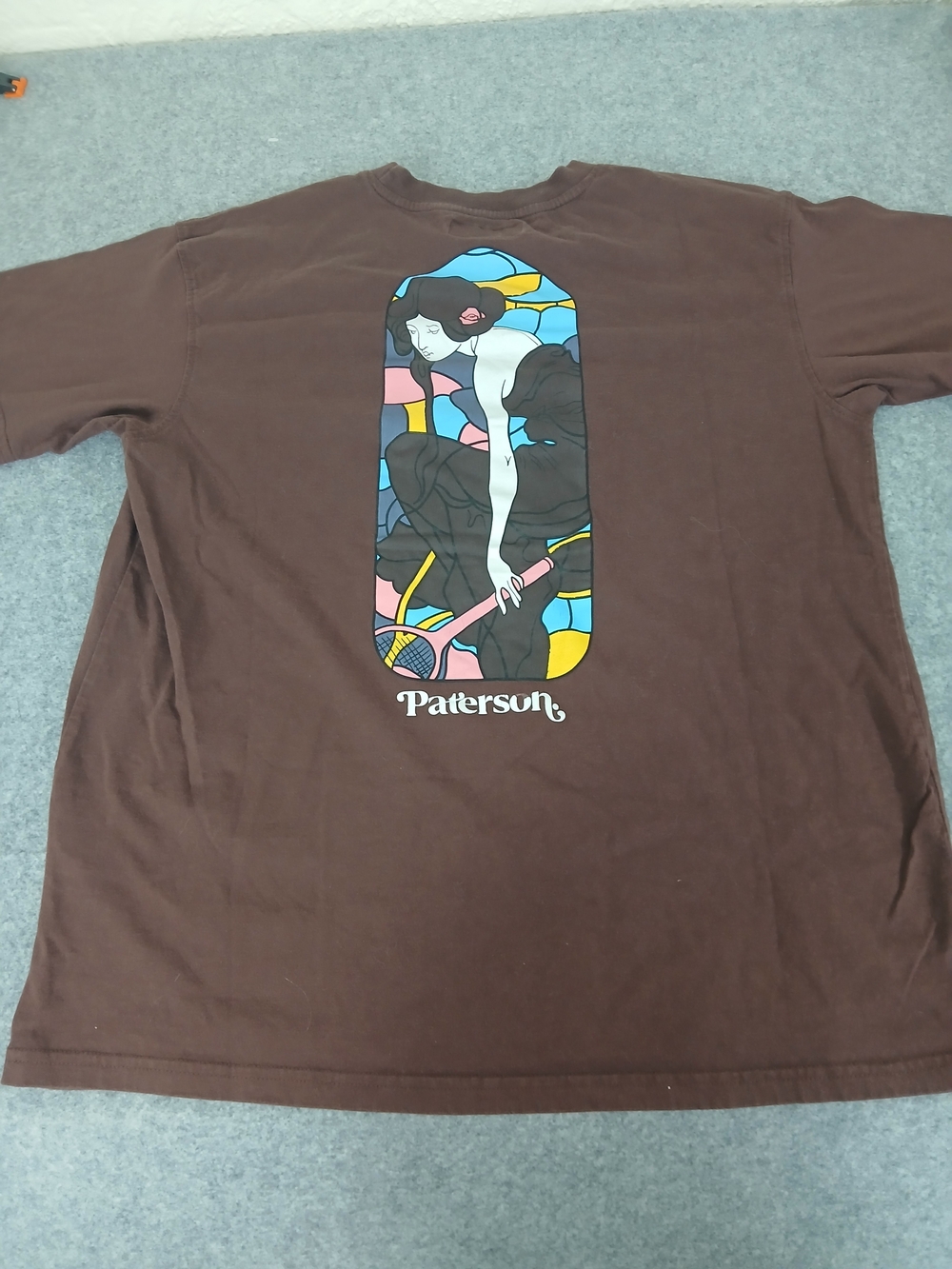 Paterson Graphic Tee Brown Stained Glass Tennis Shirt Men’s Medium Skate Y2K
